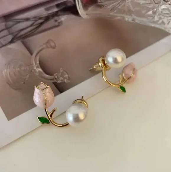 French Roses Earrings - Picture 9 of 9